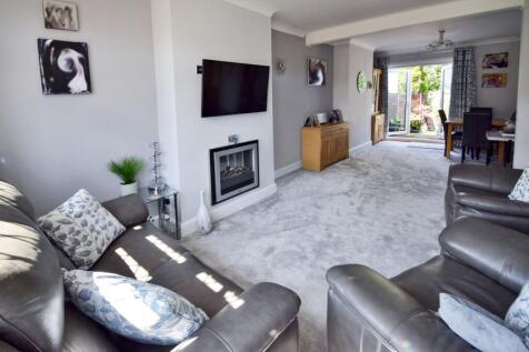 Valley View Road, Rochester, ME1 3 bed semi