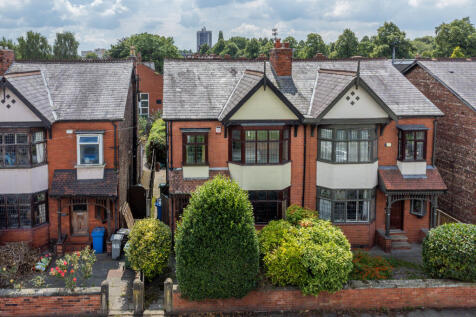 Derbyshire Lane, Stretford, M32 8BN 4 bed semi
