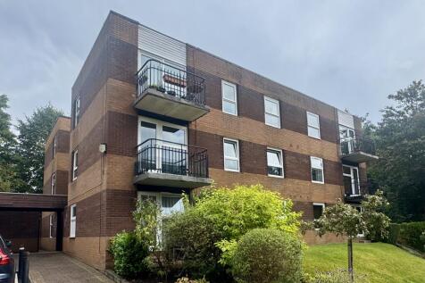 Manor Court, Urmston Lane, M32 9DE 2 bed flat for sale