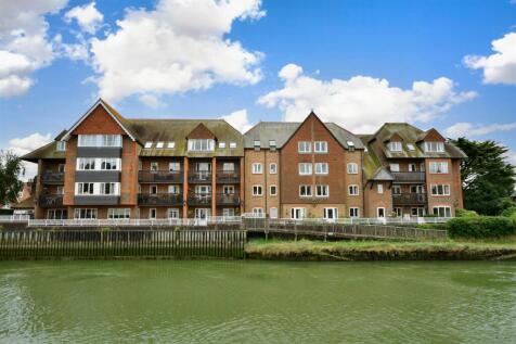 Queen Street, Arundel, West Sussex 1 bed flat for sale