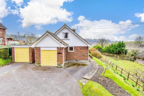 3 bedroom chalet for sale