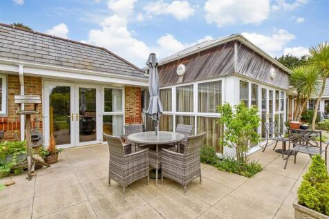 1 bedroom bungalow for sale