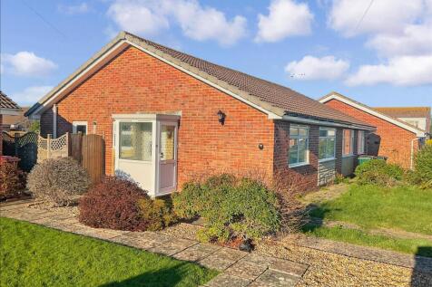 2 bedroom semi-detached bungalow for sale