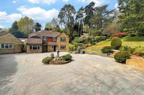 6 bedroom detached house for sale