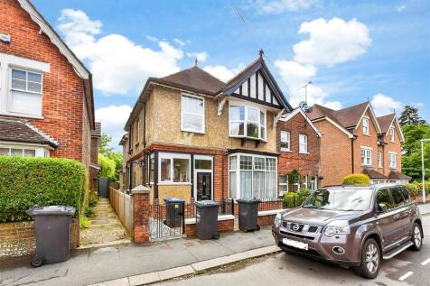 1 bedroom ground floor flat for sale