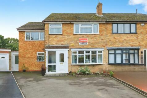 4 bedroom semi-detached house for sale