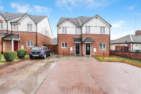 2 bedroom semi-detached house for sale