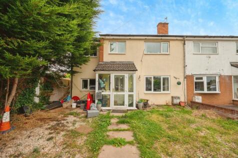 5 bedroom semi-detached house for sale