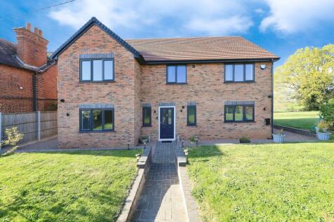5 bedroom detached house for sale