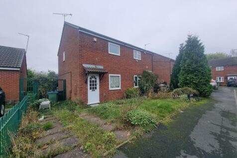 2 bedroom semi-detached house for sale