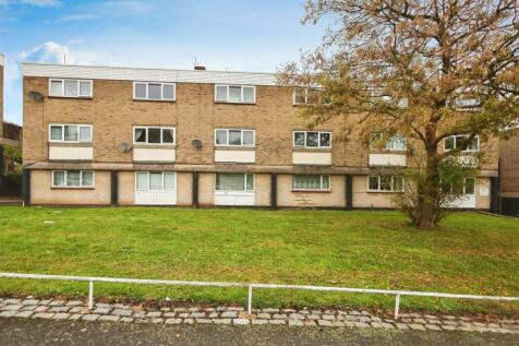 2 bedroom maisonette for sale