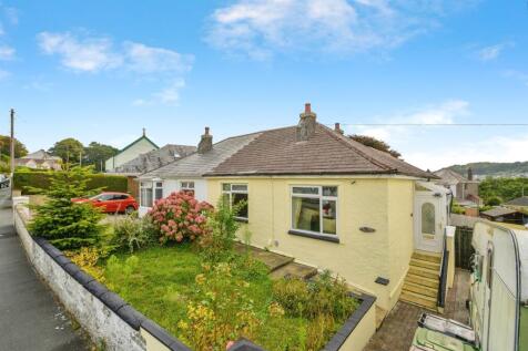 2 bedroom semi-detached bungalow for sale