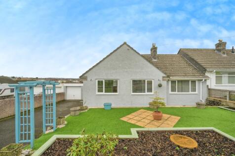 3 bedroom semi-detached bungalow for sale