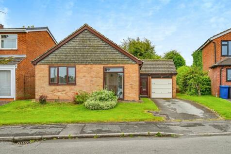 3 bedroom detached bungalow for sale