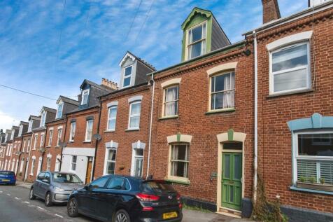 4 bedroom terraced house for sale
