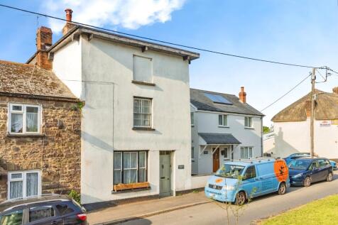 6 bedroom semi-detached house for sale