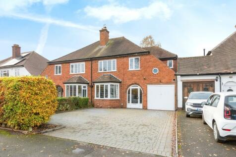 4 bedroom semi-detached house for sale