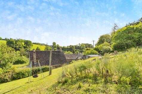 2 bedroom detached house for sale