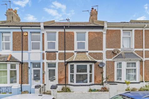 4 bedroom terraced house for sale