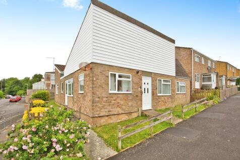 4 bedroom detached bungalow for sale