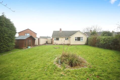 3 bedroom detached bungalow for sale