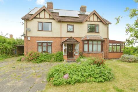 6 bedroom detached house for sale