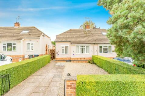 2 bedroom semi-detached bungalow for sale