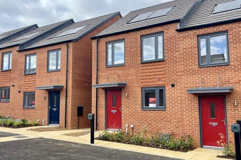 2 bedroom semi-detached house for sale