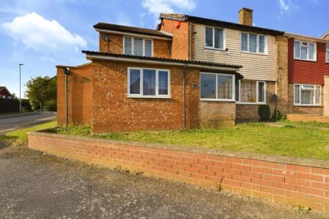 7 bedroom semi-detached house for sale