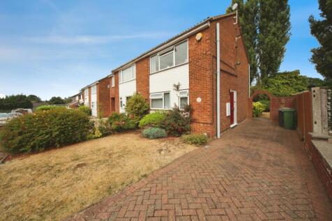 2 bedroom semi-detached house for sale