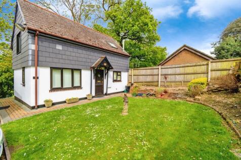 2 bedroom cottage for sale
