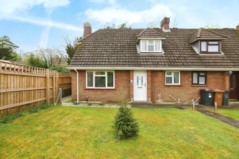 2 bedroom semi-detached bungalow for sale
