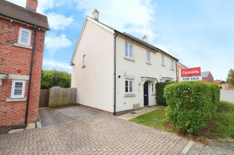 3 bedroom semi-detached house for sale