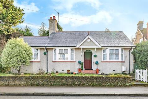 2 bedroom detached bungalow for sale