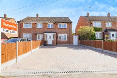 4 bedroom semi-detached house for sale