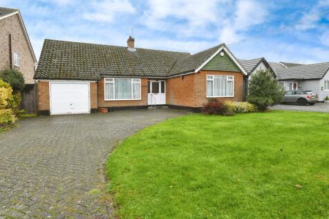 3 bedroom detached bungalow for sale