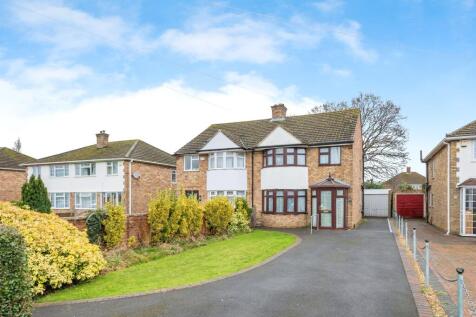 3 bedroom semi-detached house for sale