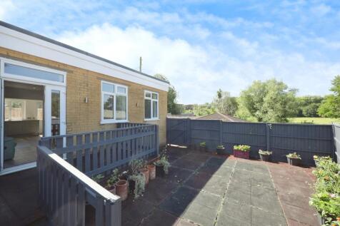 2 bedroom detached house for sale