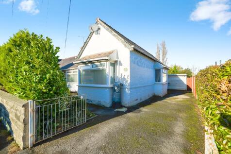 3 bedroom semi-detached bungalow for sale