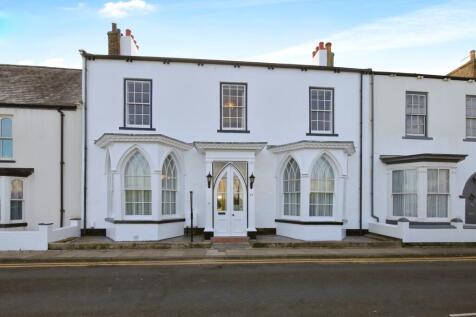 8 bedroom detached house for sale