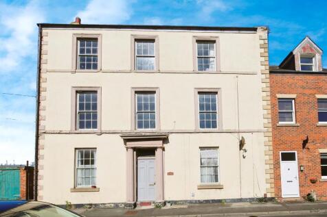 7 bedroom detached house for sale