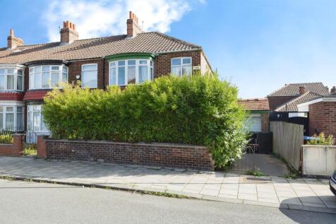 3 bedroom end of terrace house for sale