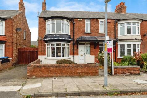 3 bedroom end of terrace house for sale