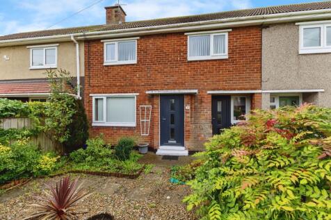 3 bedroom terraced house for sale