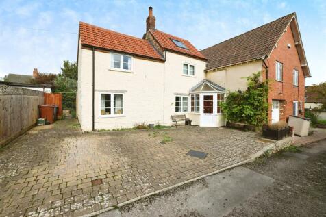 2 bedroom detached house for sale