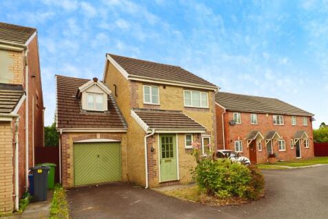 3 bedroom detached house for sale
