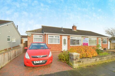 2 bedroom semi-detached bungalow for sale