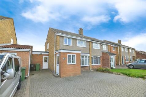 3 bedroom semi-detached house for sale