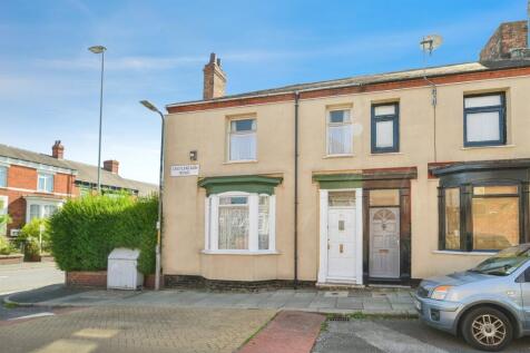 3 bedroom end of terrace house for sale