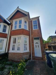 6 bedroom semi-detached house for sale
